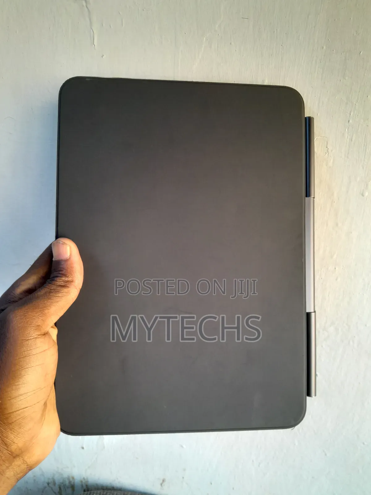 Magic Keyboard A2975
