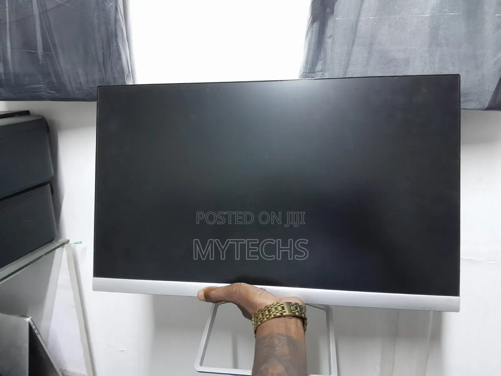 HP Monitor