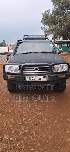 Toyota Land Cruiser 2001 Green