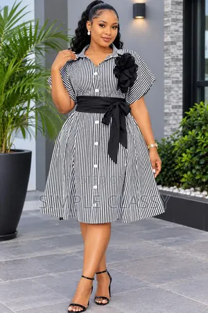 Simple Classy Dress Wear 