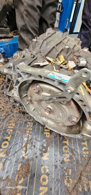 Toyota Sienta Gearbox 2wheel Drive