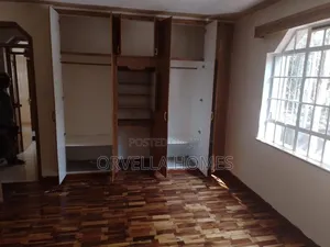 4bdrm Block of Flats in Lavington, Valley Arcade for rent