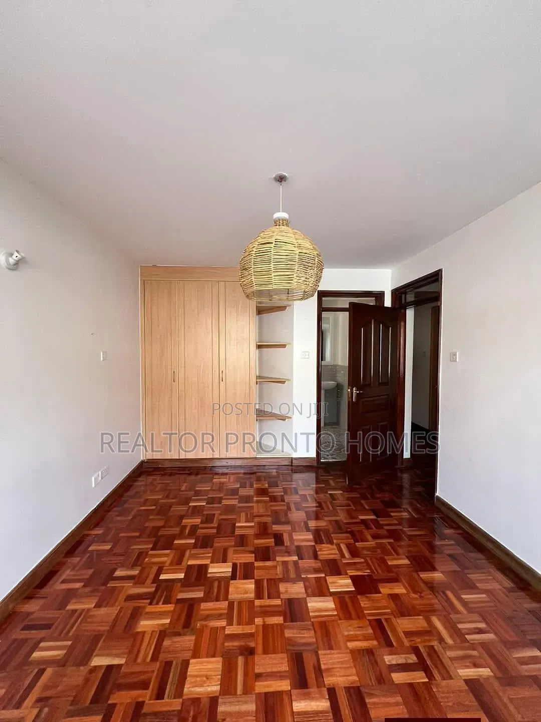 5bdrm Townhouse / Terrace in Lavington, Muthangari for rent