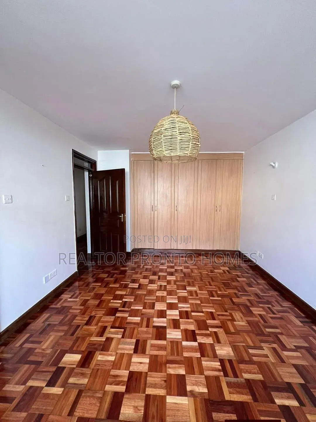 5bdrm Townhouse / Terrace in Lavington, Muthangari for rent
