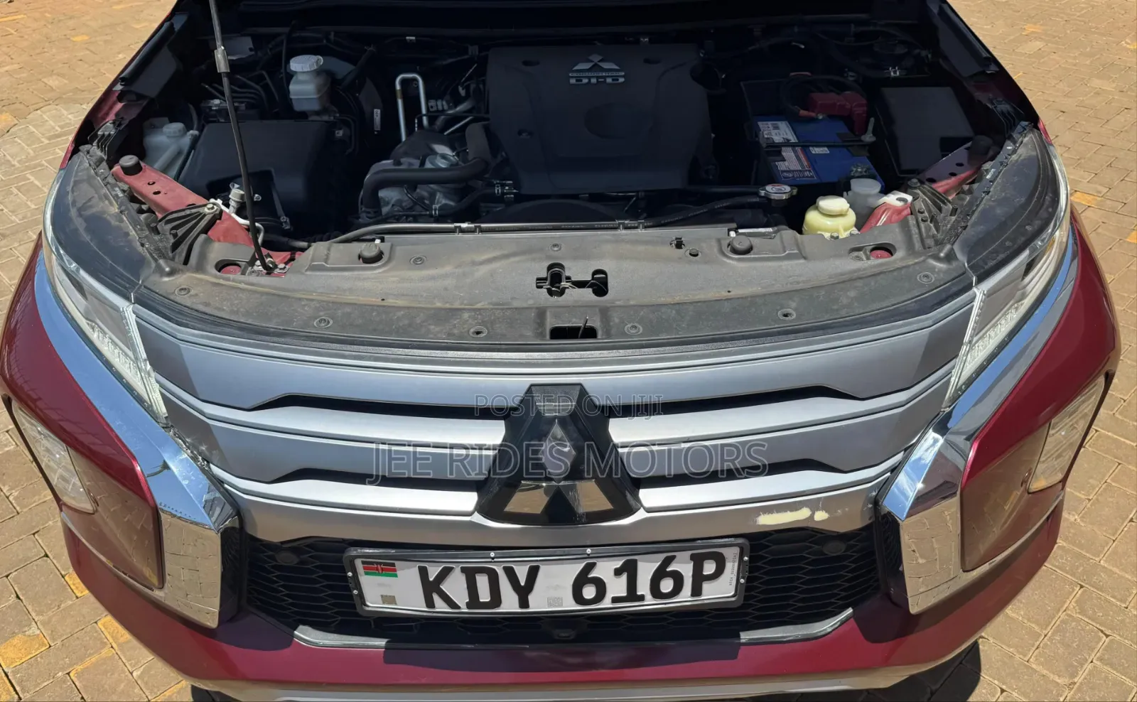 Mitsubishi Pajero 2020 Red