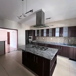 3bdrm Apartment in Kileleshwa, Hurlingham for rent