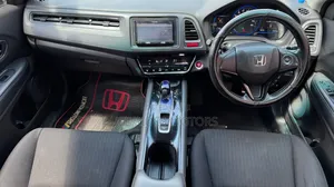 Honda Vezel 2016 Pearl