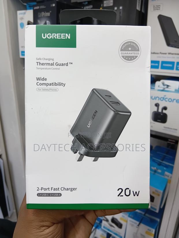 UGREEN 2-Port Fast Charger Adapter (20W) - thumbnail 2