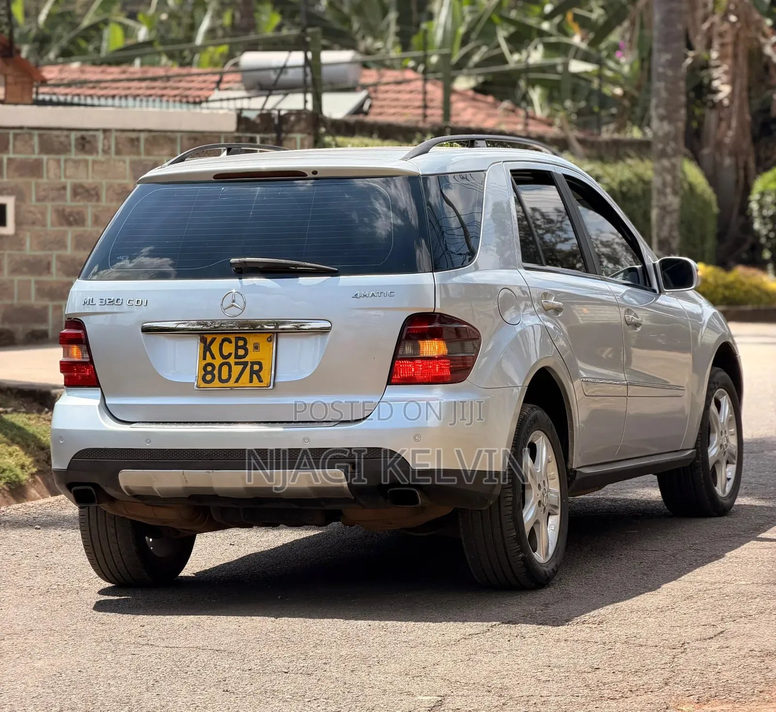 Mercedes-Benz M Class 2010 Silver
