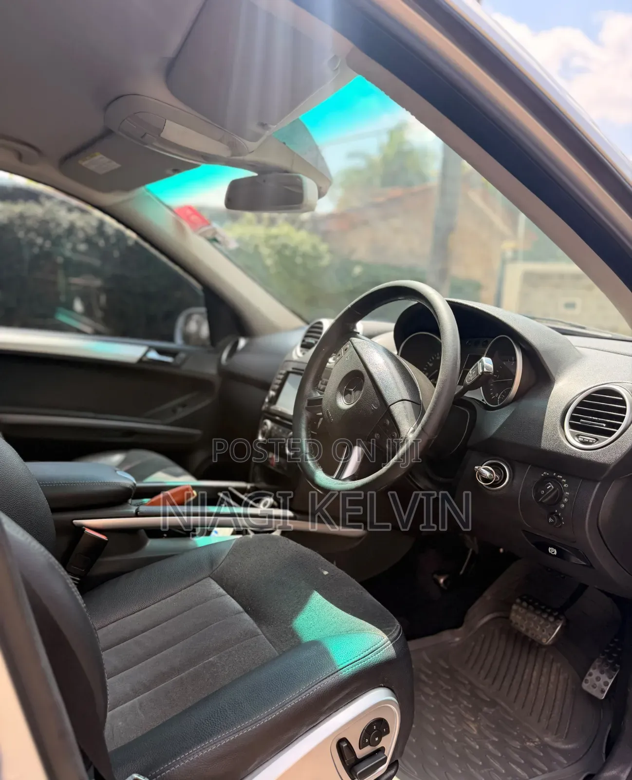 Mercedes-Benz M Class 2010 Silver