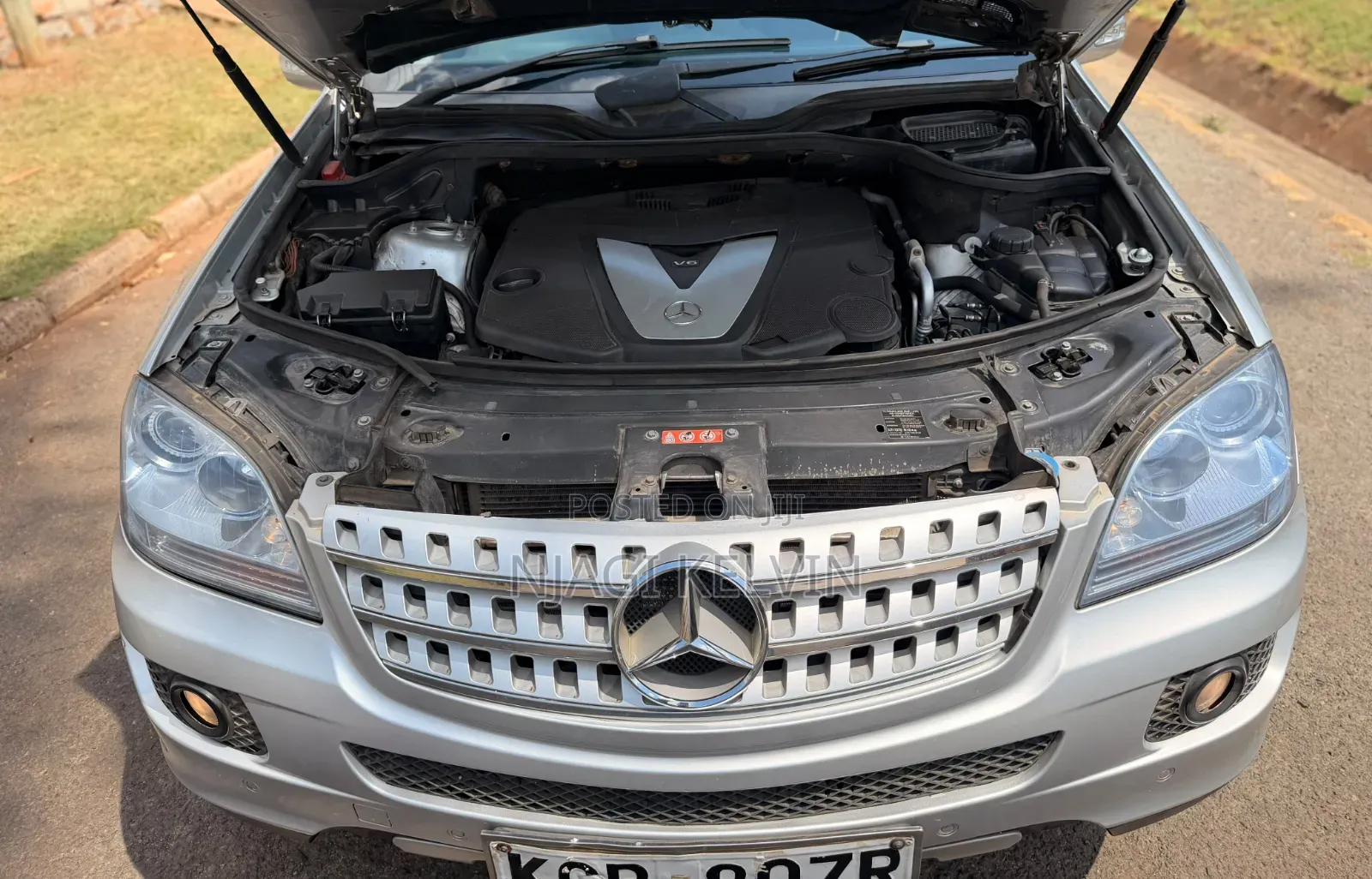 Mercedes-Benz M Class 2010 Silver