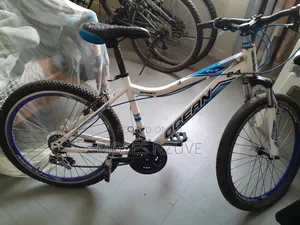 Ocean Mountain Bike Size 24 White/Blue, Cross Mountain Bike Size 26