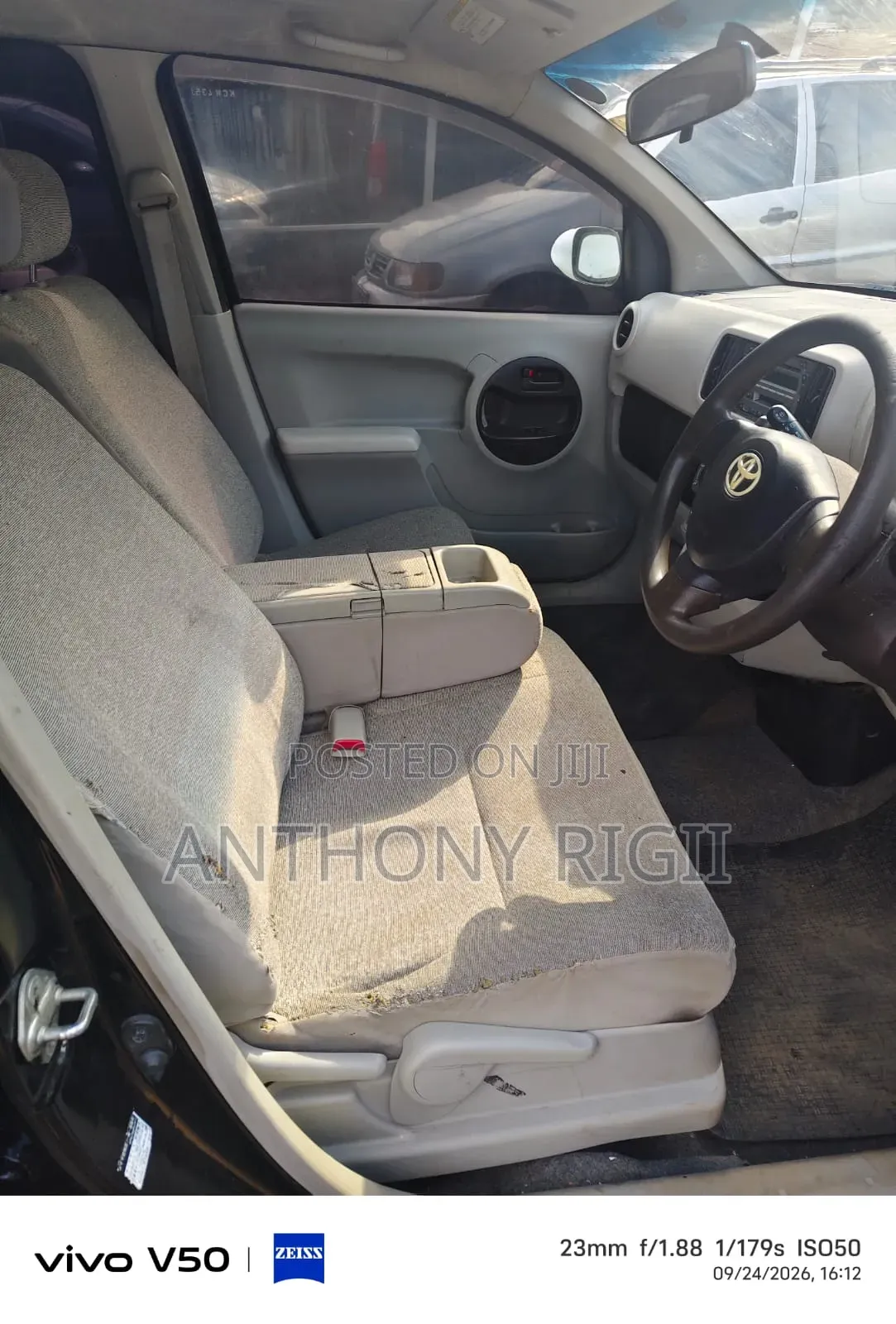 Toyota Passo 1.0 FWD 2012 Black