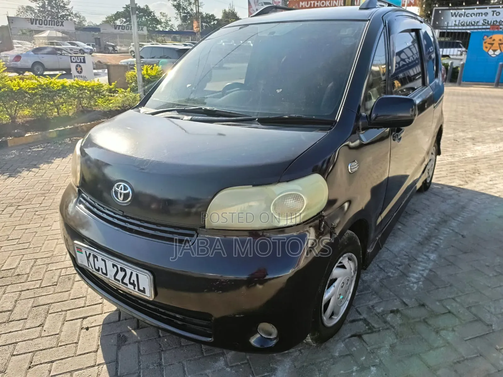 Toyota Porte 2009 Black