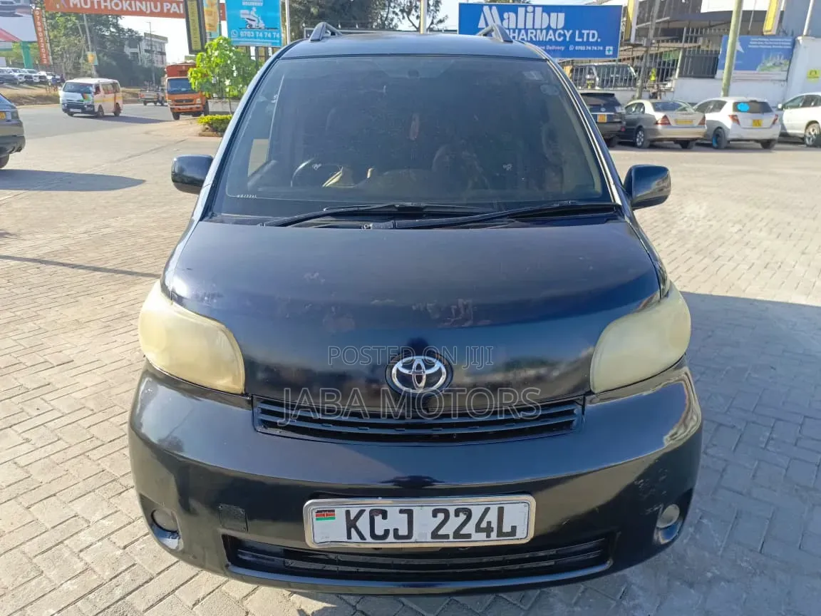 Toyota Porte 2009 Black