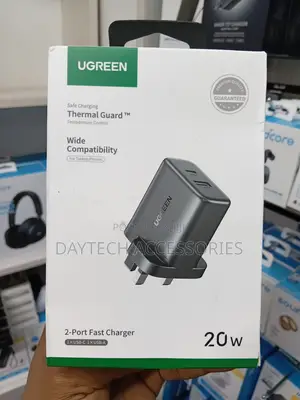 UGREEN 2-Port USB-C USB Wall Charger 20W - Black