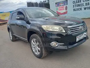 Toyota Vanguard 2011 Black