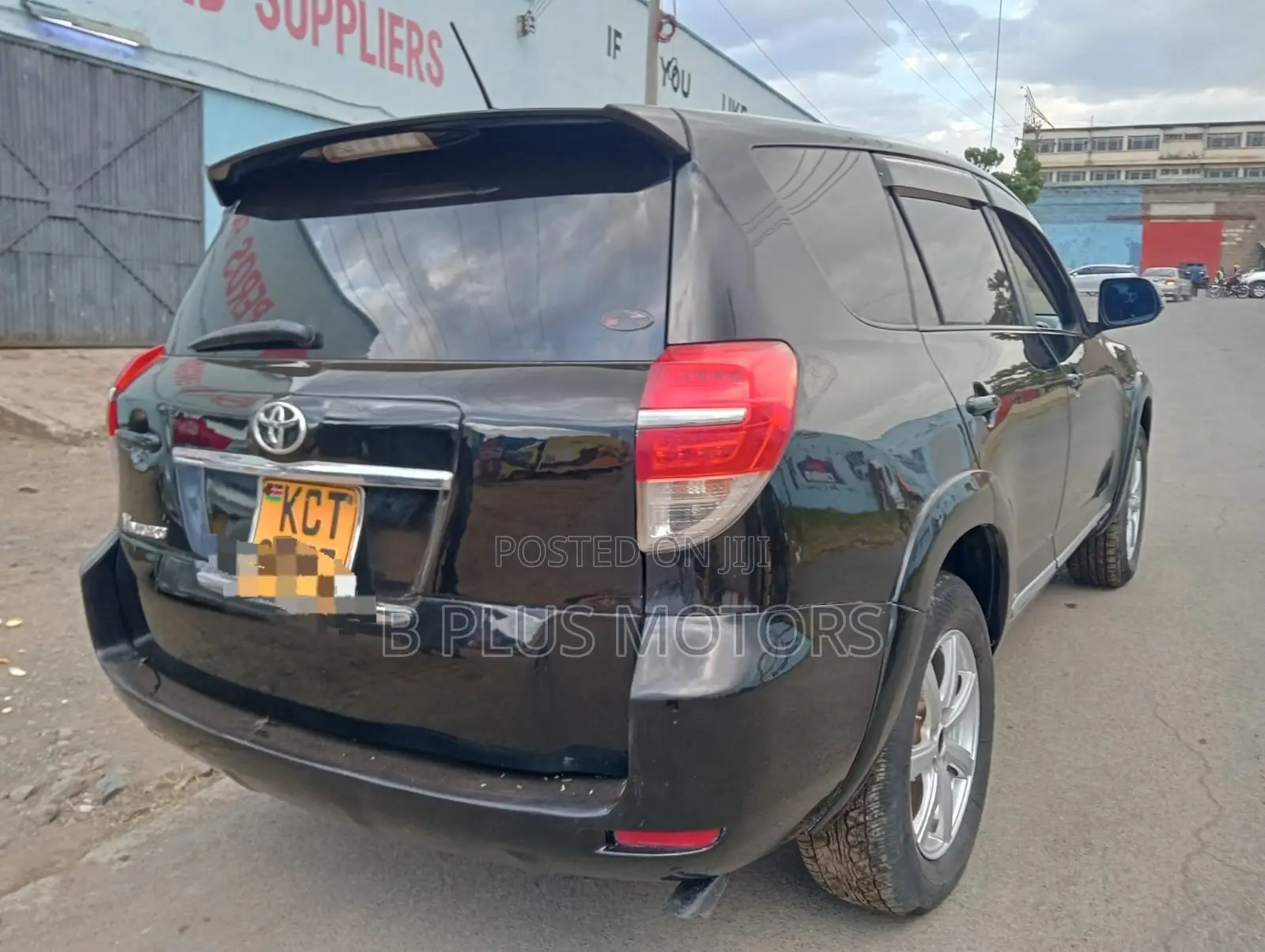 Toyota Vanguard 2011 Black