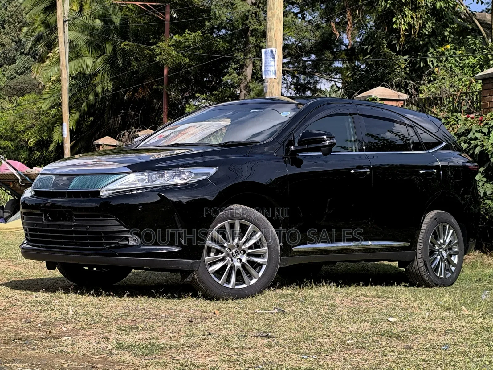 Toyota Harrier 2.0 2019 Black