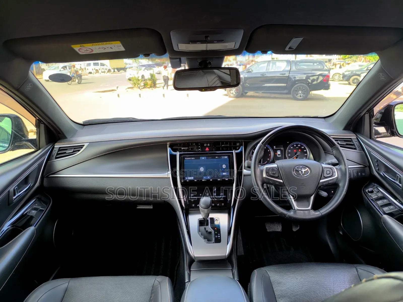 Toyota Harrier 2.0 2019 Black