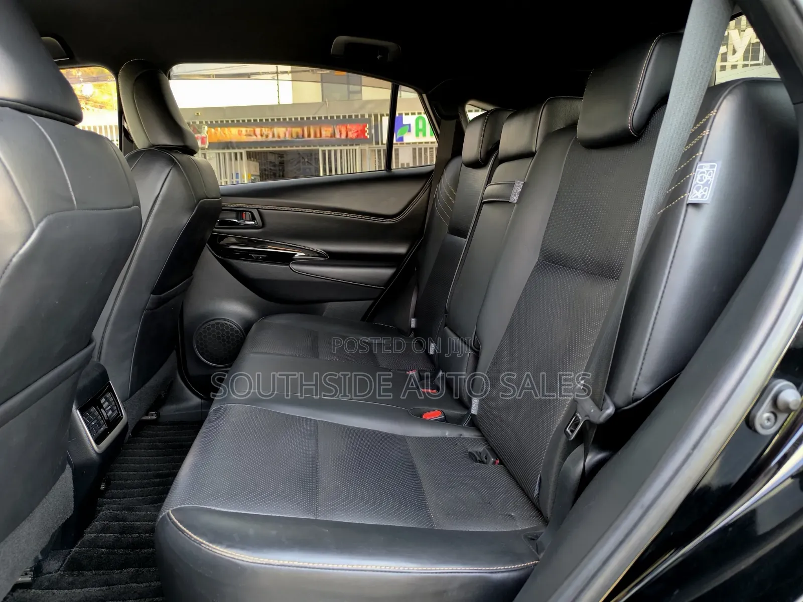 Toyota Harrier 2.0 2019 Black