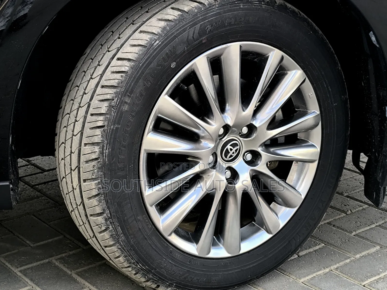 Toyota Harrier 2.0 2019 Black