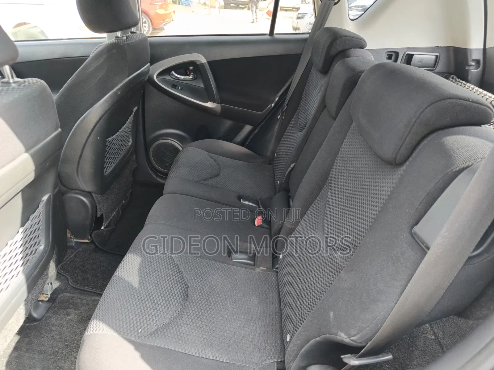 Toyota RAV4 2006 White