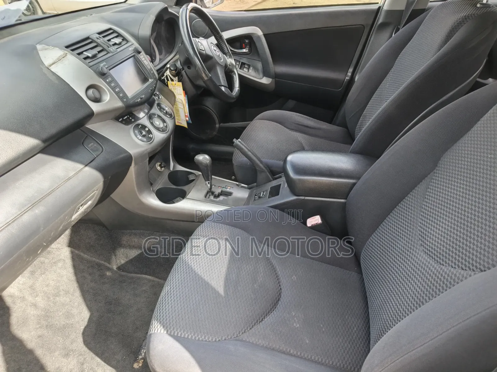 Toyota RAV4 2006 White