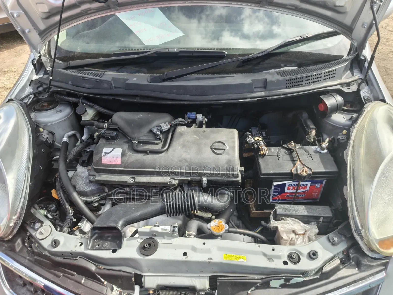 Nissan March 2010 Silver