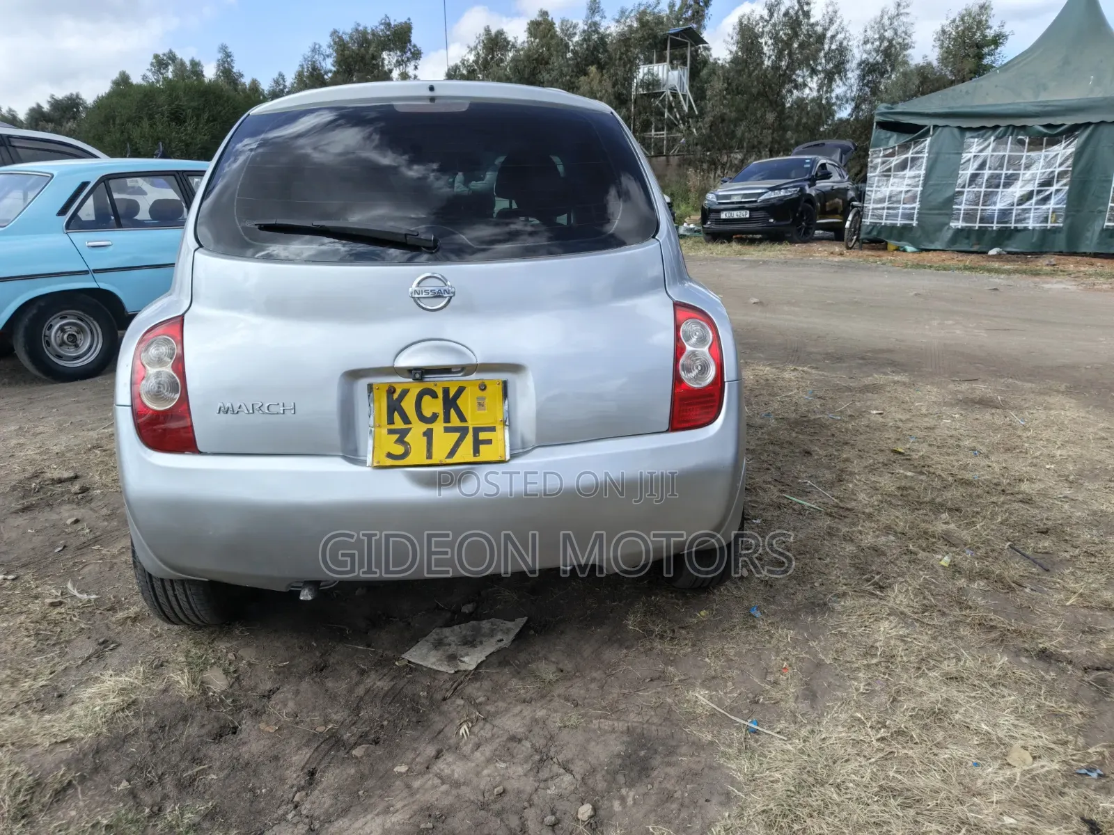 Nissan March 2010 Silver