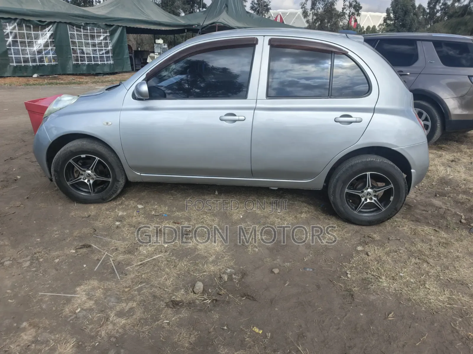 Nissan March 2010 Silver