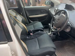 Toyota IST 2008 White