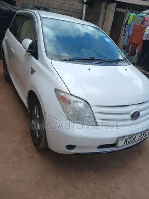 Toyota IST 2008 White