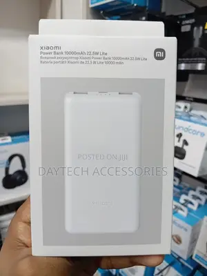 The Xiaomi Power Bank 10000mAh 22.5W Lite VERSION.
