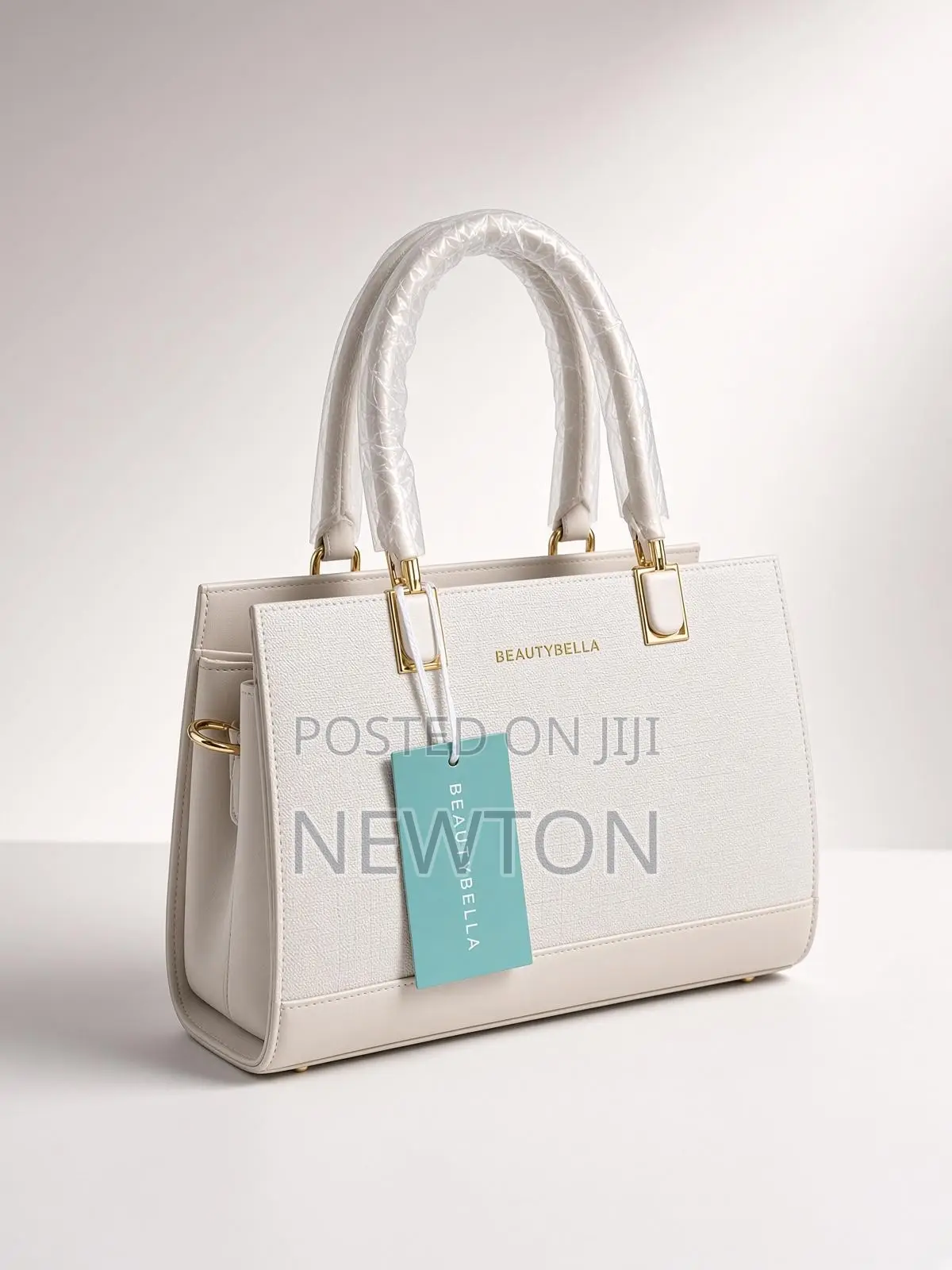 Hand Bag With a Smile