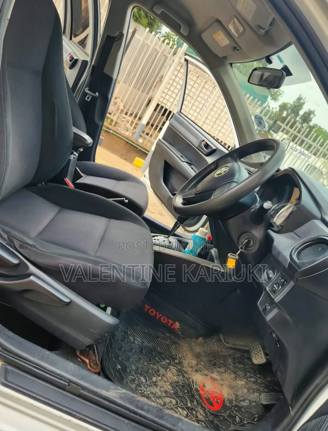 Toyota Corolla Fielder 1.5 Petrol FWD 2013 Pearl