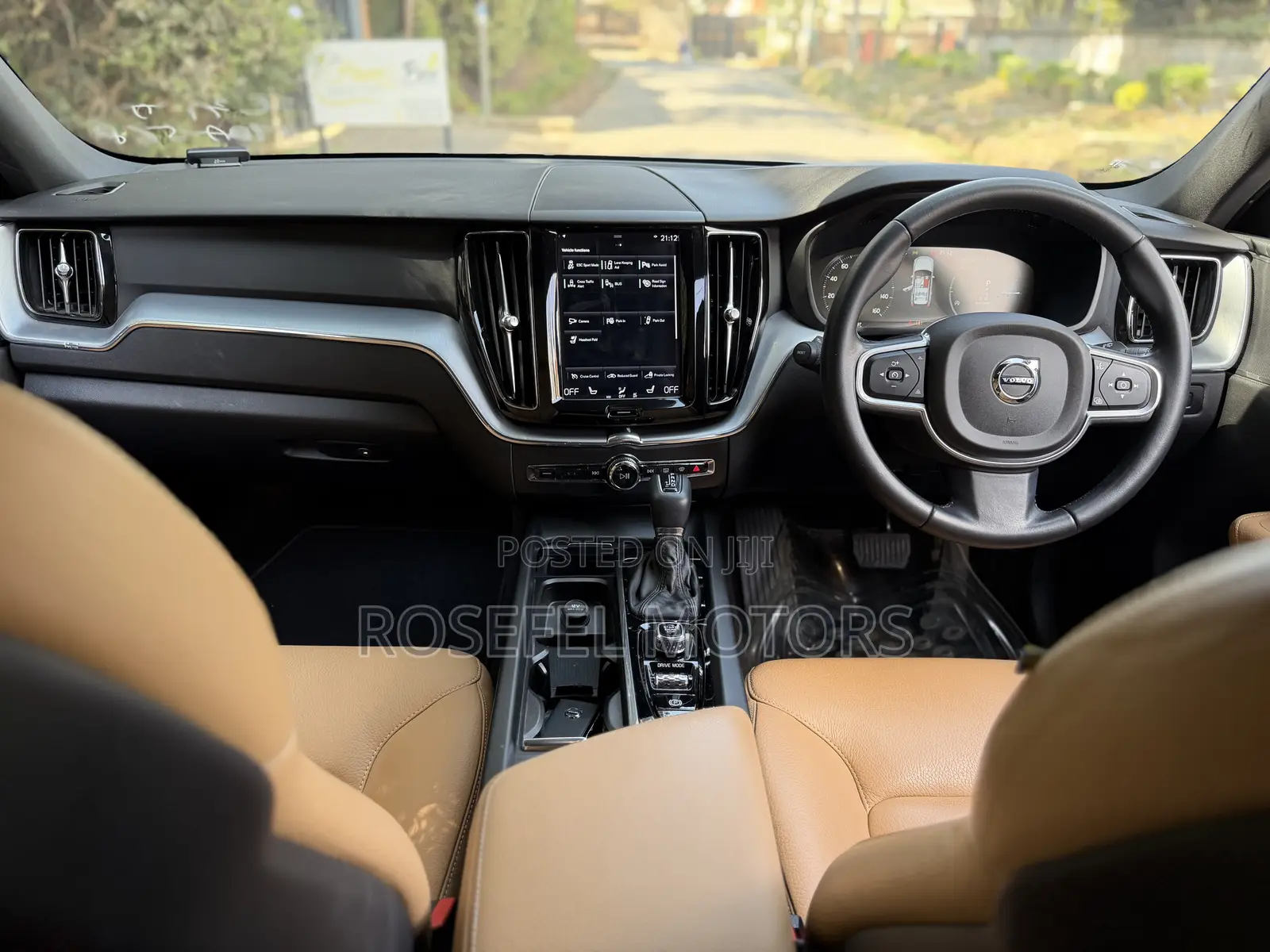 Volvo XC60 2019 White