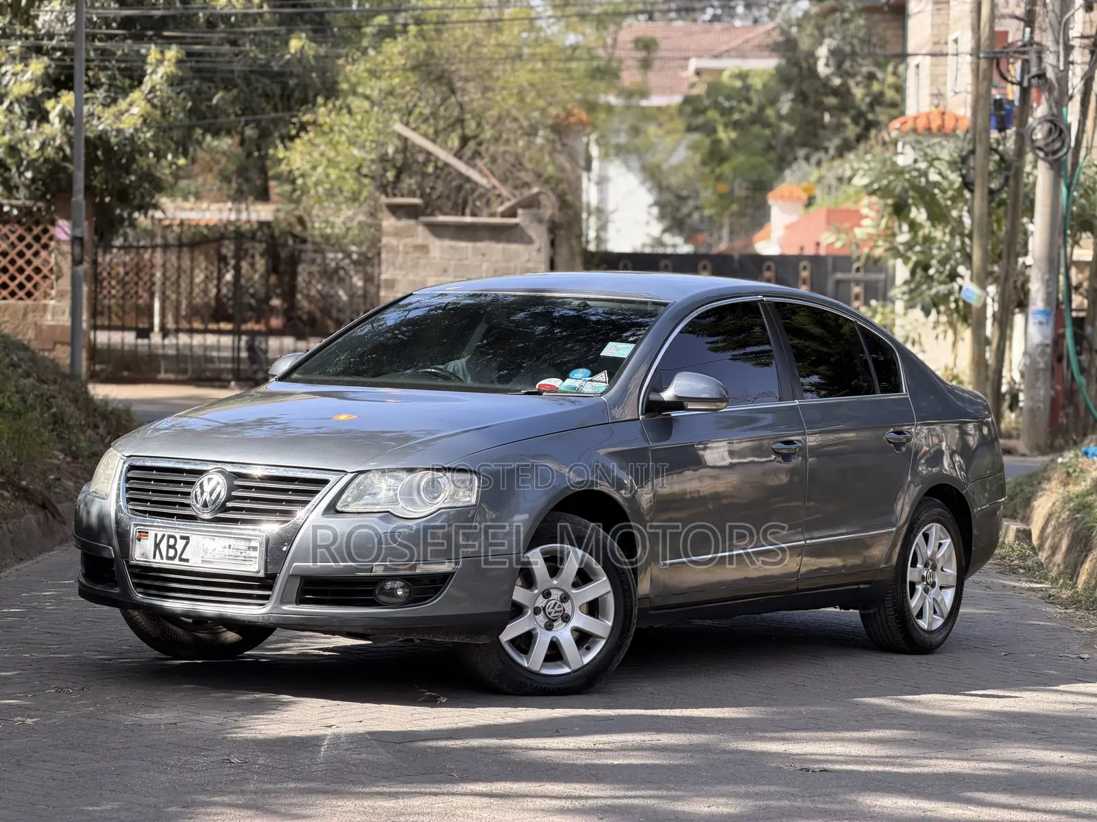 Volkswagen Passat 2008 Gray