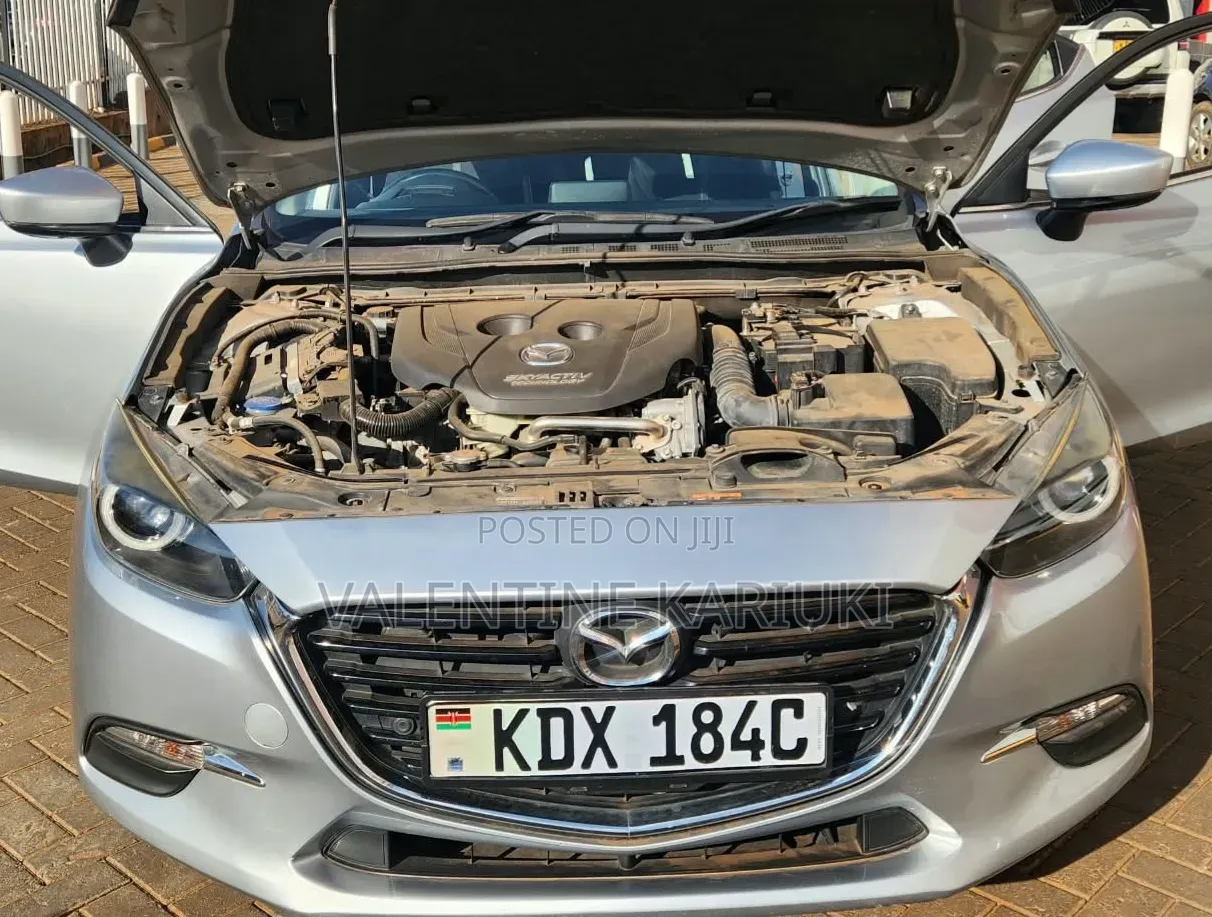 Mazda Axela 2018 Silver