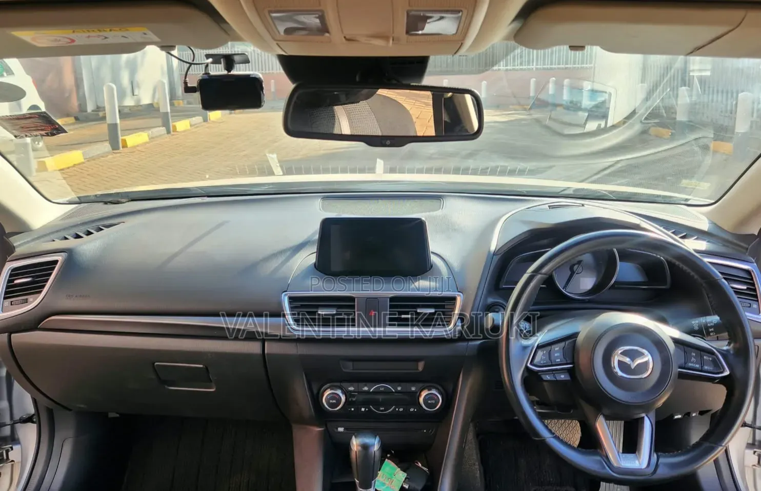 Mazda Axela 2018 Silver