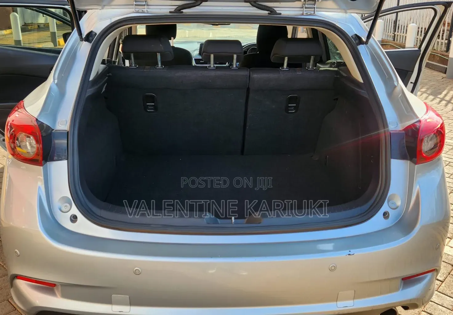 Mazda Axela 2018 Silver