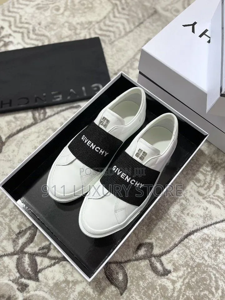 Givenchy Paris Urban Street Low‐Top