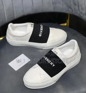 Givenchy Paris Urban Street Low‐Top