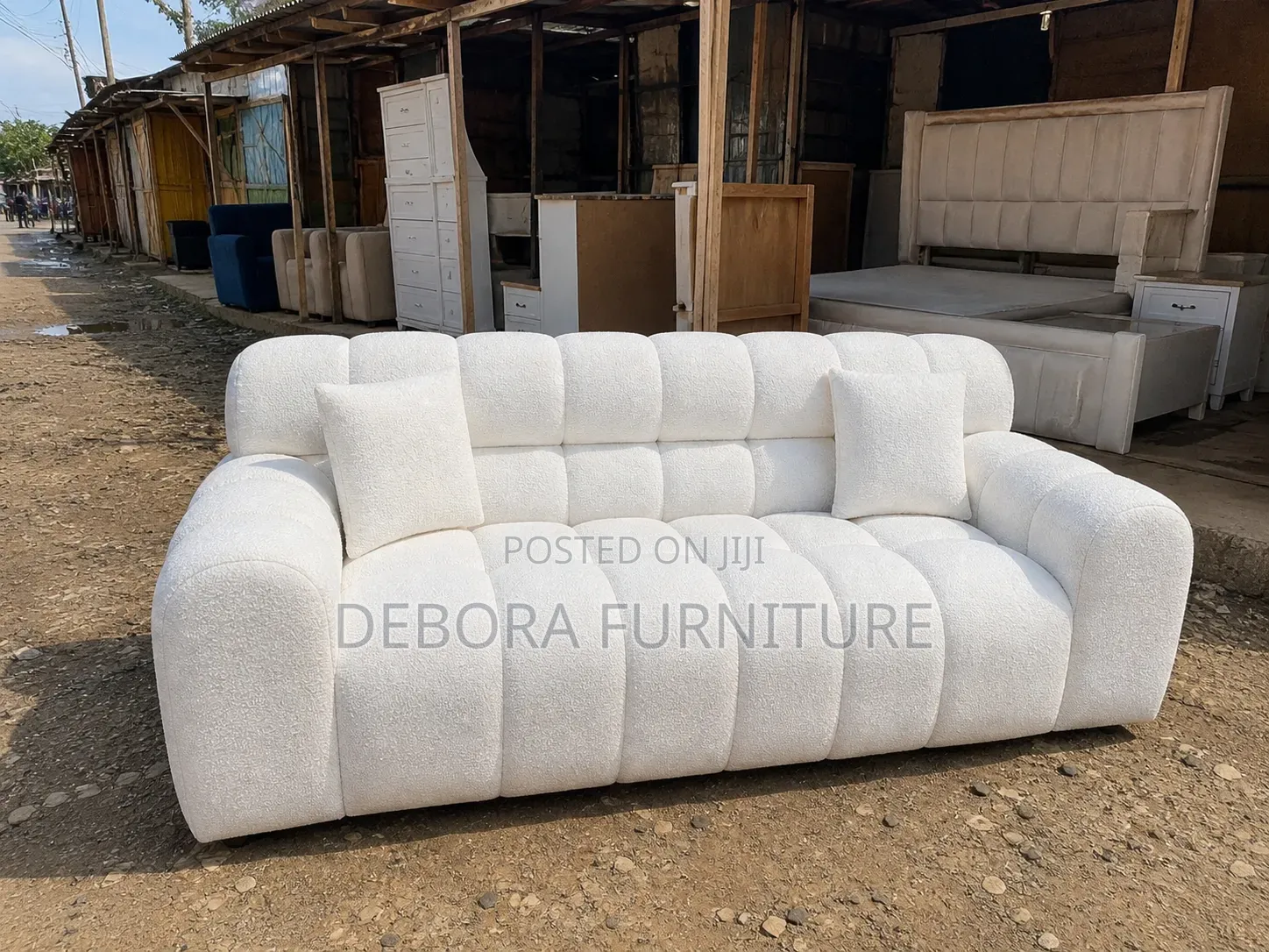 White 3-Seater Bubble Sofa – Modern Luxurious