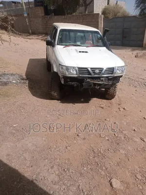Nissan Patrol GR Wagon 1998 White