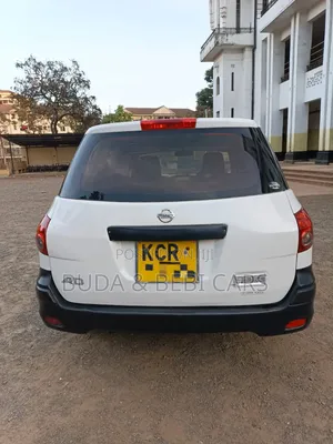 Nissan Advan 2012 White