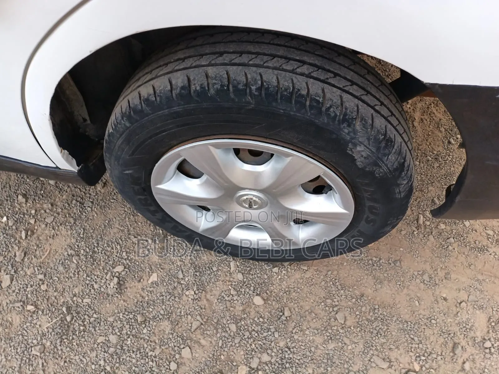Nissan Advan 2012 White