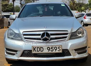 Mercedes-Benz C200 2014 Silver