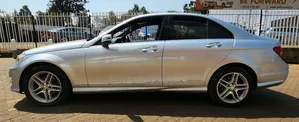 Mercedes-Benz C200 2014 Silver