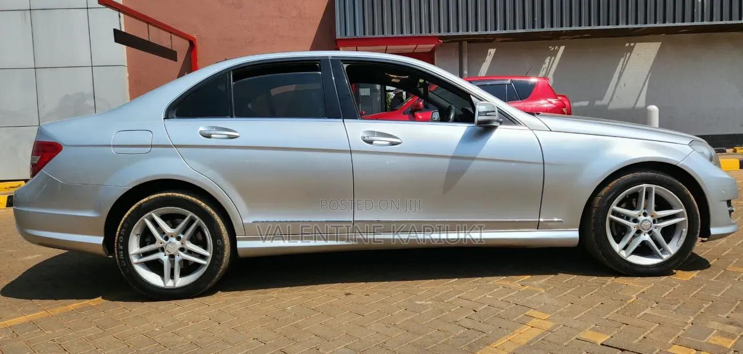 Mercedes-Benz C200 2014 Silver